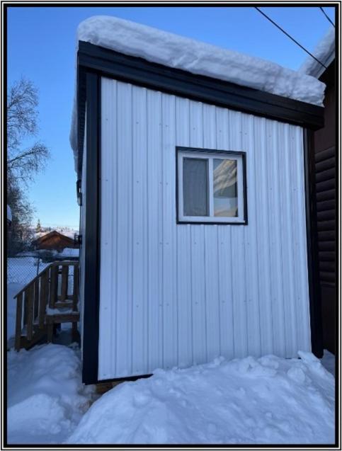 Our Cabin Bed & Breakfast Yellowknife Extérieur photo